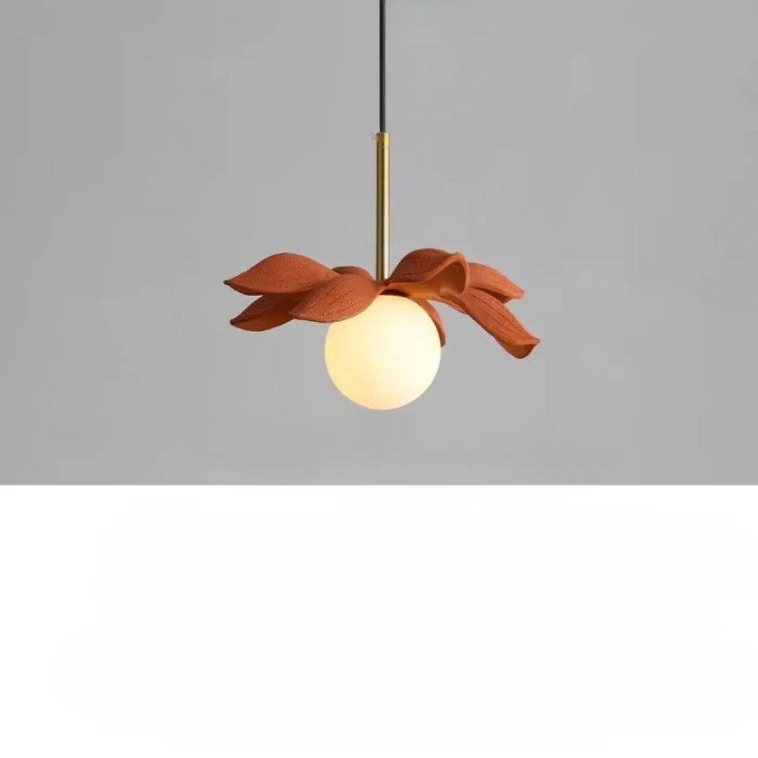 Suspension luminaire kalyx en céramique terracotta chaude avec globe en verre dépoli pour un éclairage décoratif