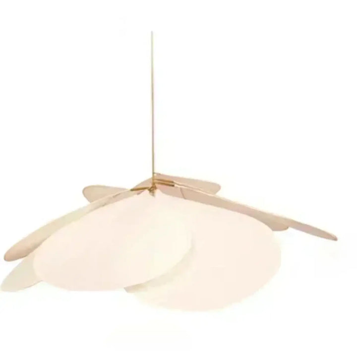 Suspension luminaire anthia avec design floral, abat-jour pétale clair et tige métallique élégante