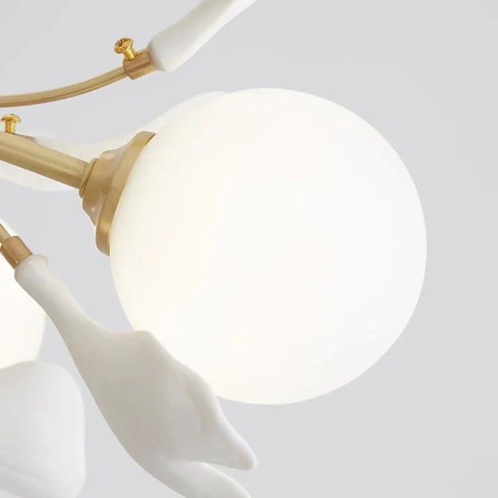 Suspension design floral en métal style blanc doré