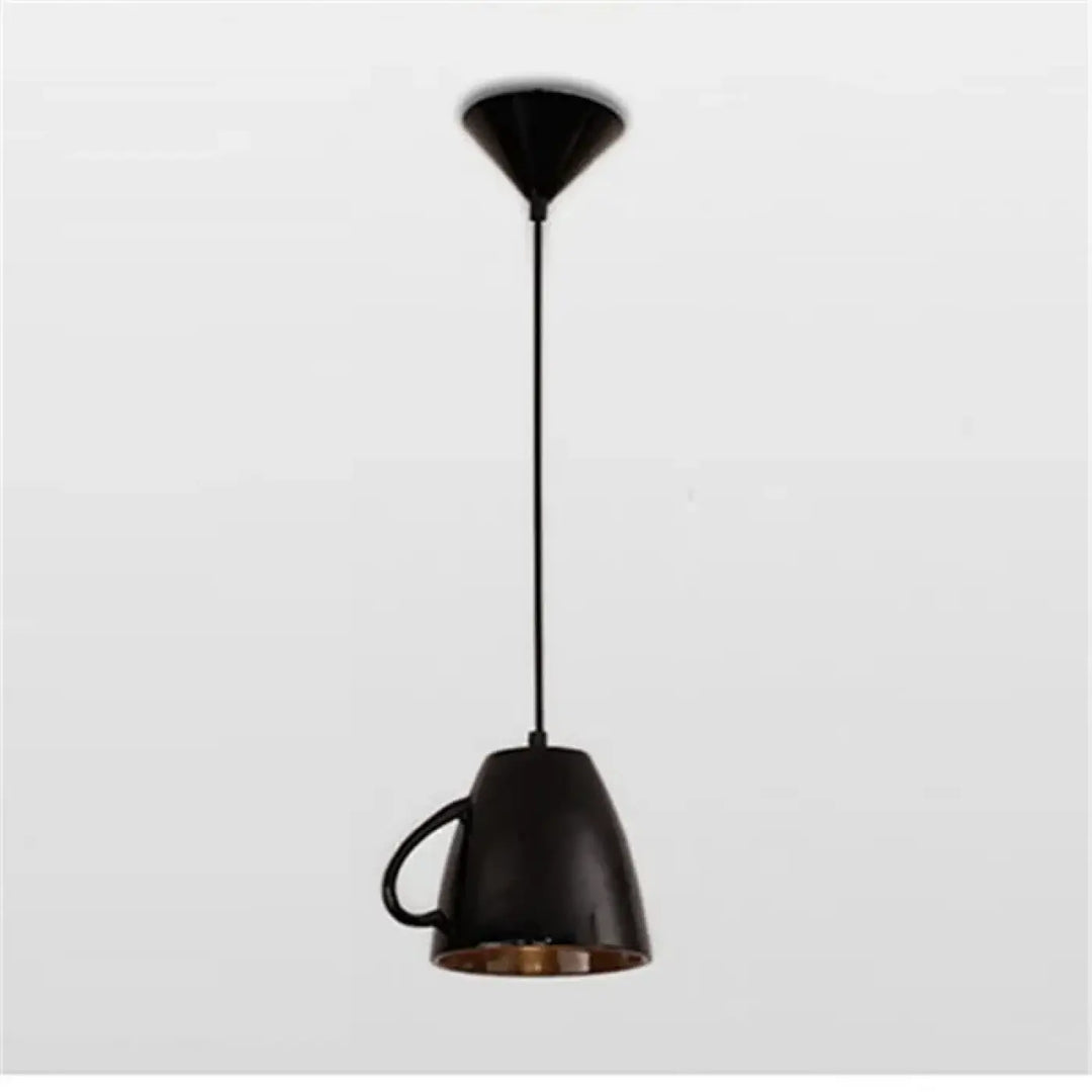 Suspension luminaire aroma en forme de tasse en céramique noire mate avec intérieur en cuivre pour une touche d originalité