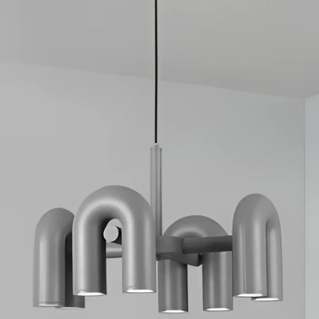 Suspension luminaire ural argentée style industriel avec bras incurvés en forme de tuyau et tige verticale centrale