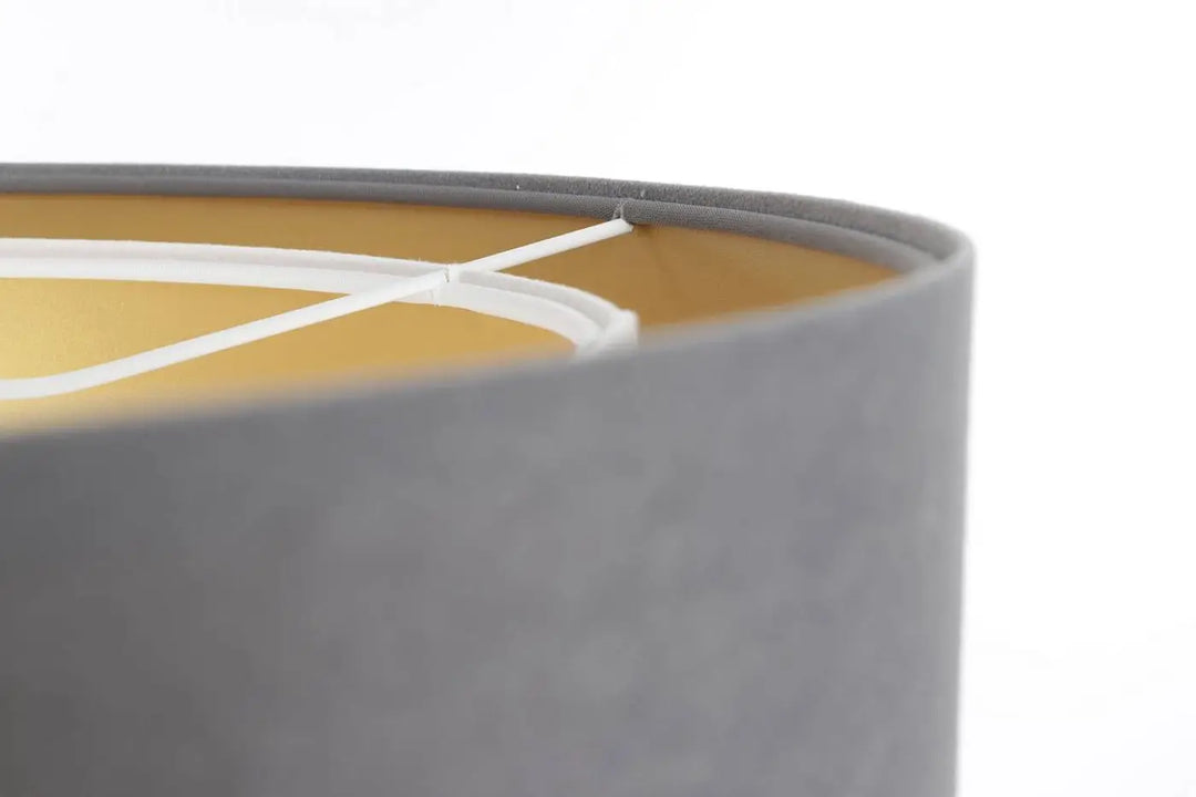 Suspension luminaire galaxy auric gris avec abat-jour velours gris intérieur or et anneaux de support blancs reflets dorés design