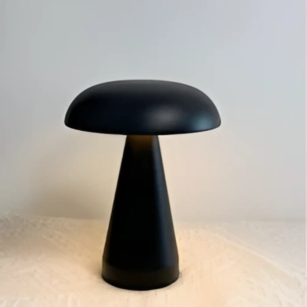 Lampe de table amelia en métal brossé noir mat forme champignon pour luminaire design en salle à manger