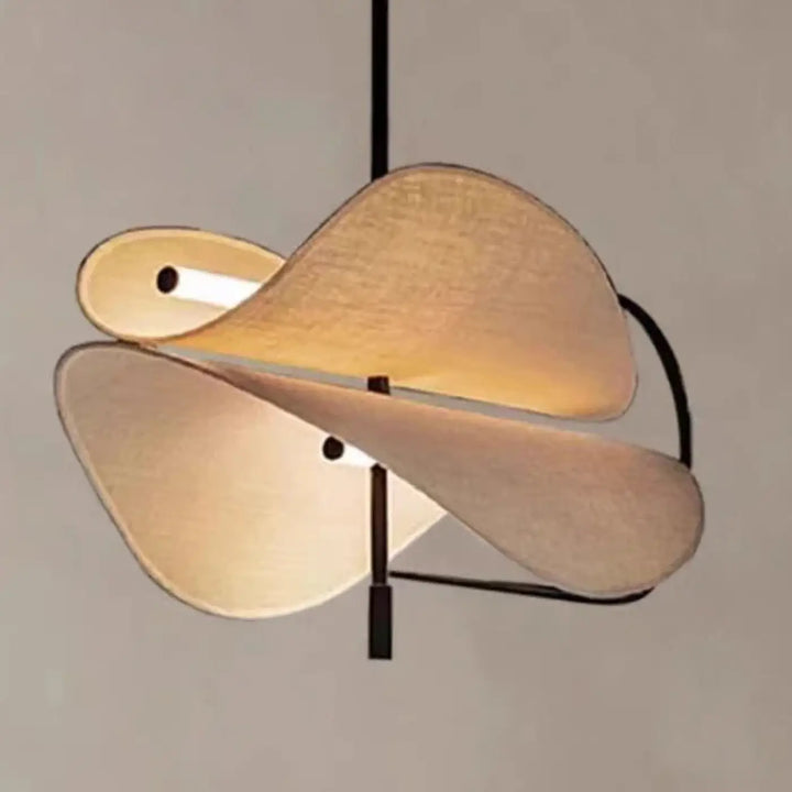 Suspension luminaire design moderne en tissu beige élégant