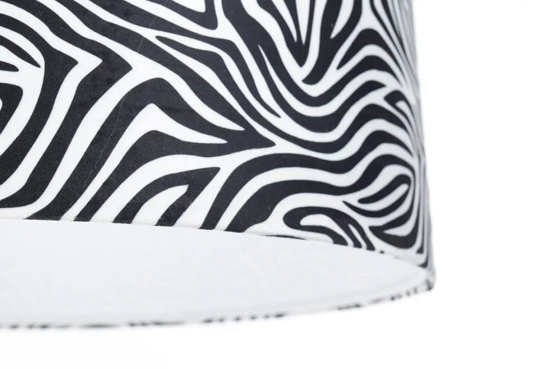 Suspension luminaire safari noir blanc avec abat-jour en tissu motif zèbre blanc motif zèbre