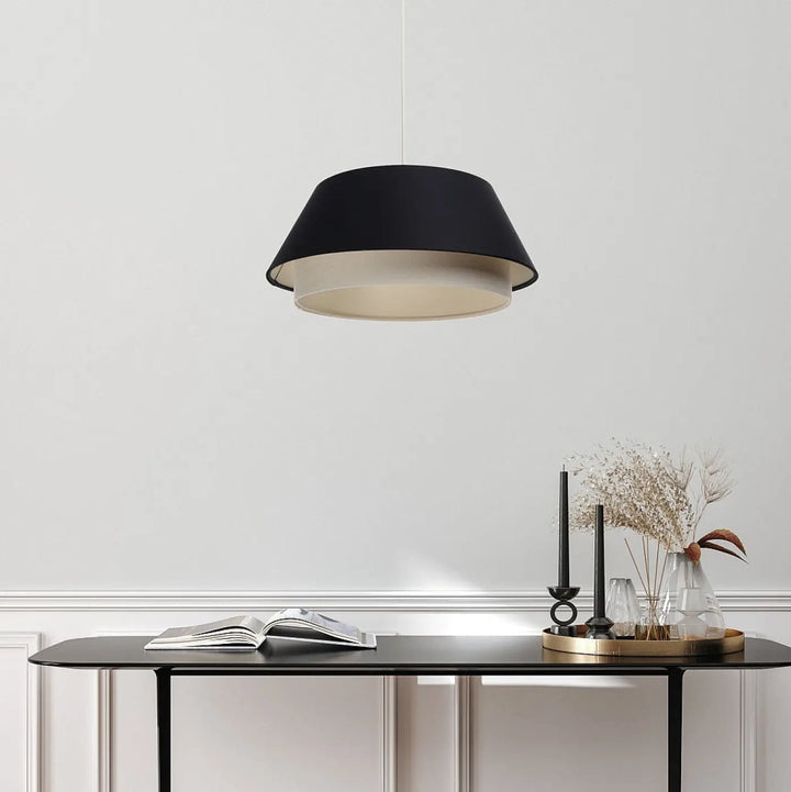 Suspension luminaire sensei noir deux niveaux noir et crème avec un design moderne et élégant