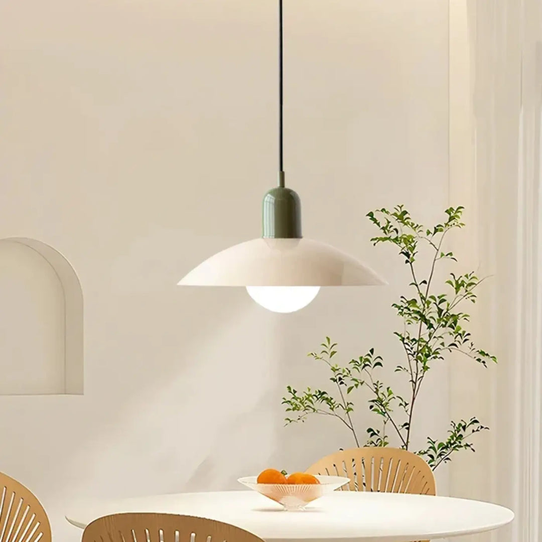 Suspension luminaire design nordique pour salle à manger élégante
