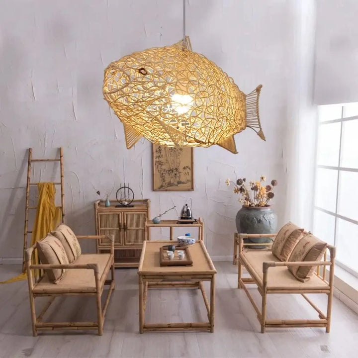 Suspension luminaire design poisson en osier naturel chic