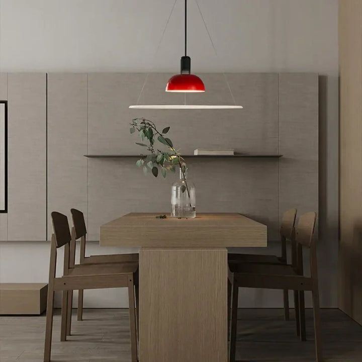 Suspension luminaire design rouge et blanc et argent style graphique


