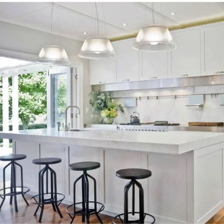 Suspension luminaire design transparent au style contemporain