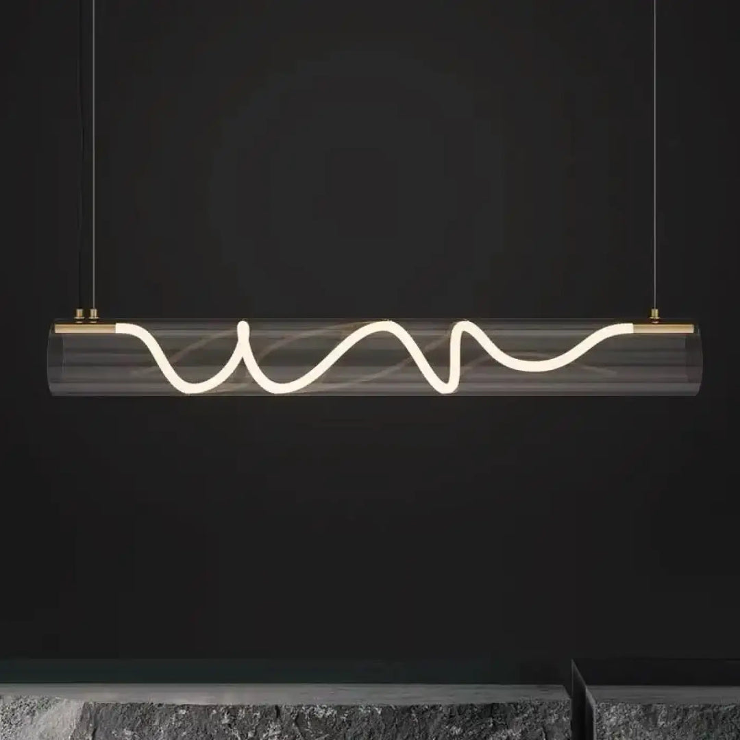 Suspension luminaire design tube en verre et LED torsadée

