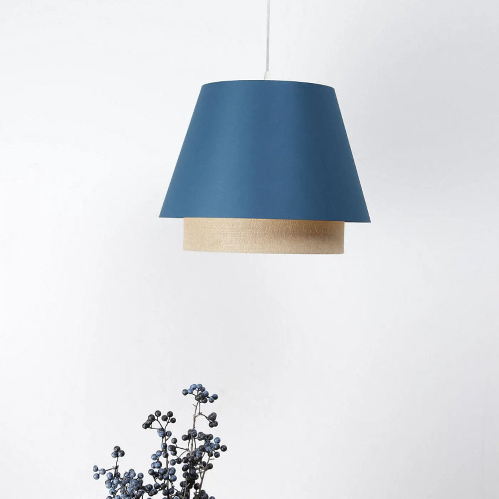 Suspension luminaire sensei design turquoise en deux tons bleu et beige avec finition mate pour éclairage moderne