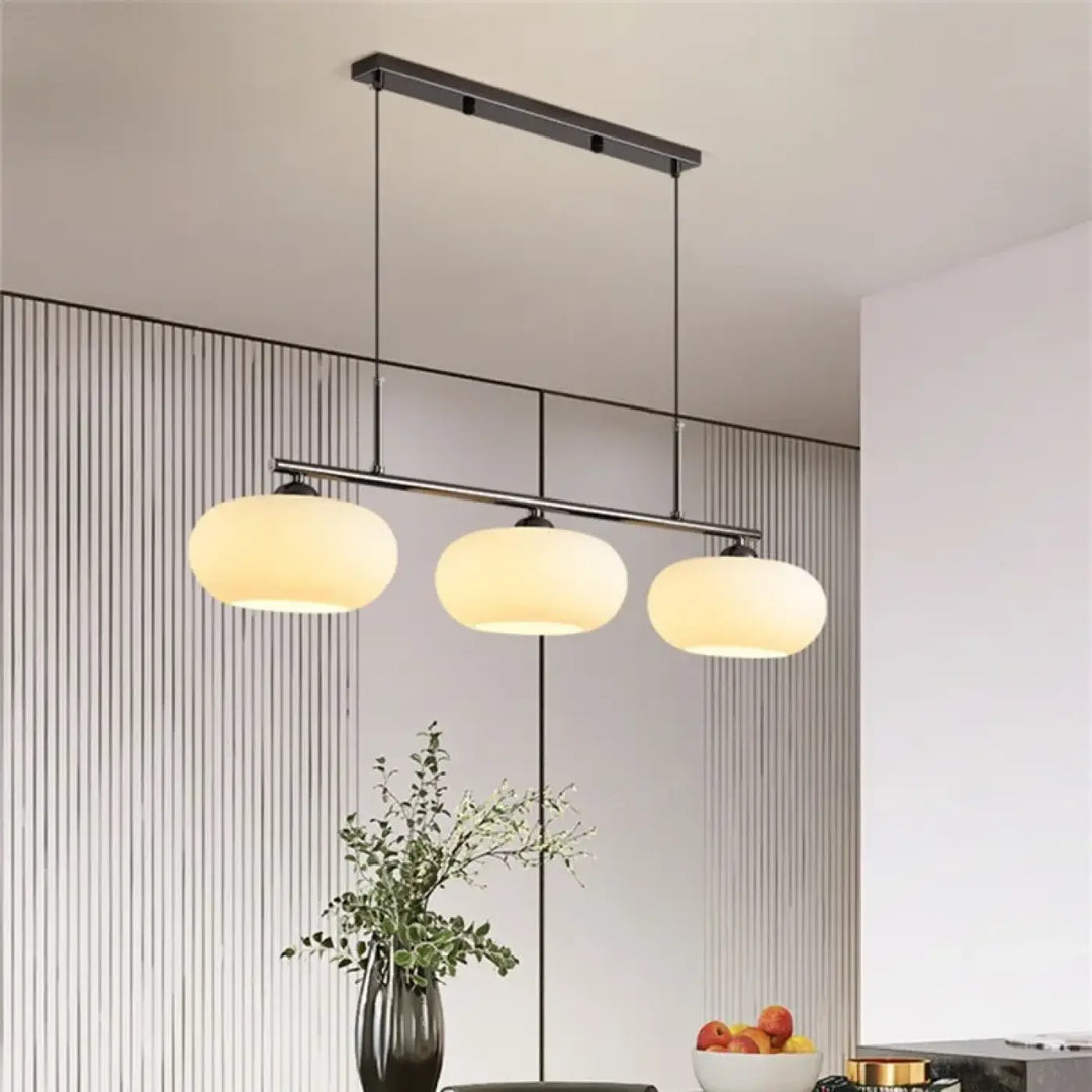 Suspension design en verre à trois globes élégance