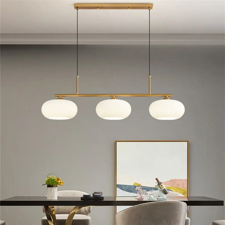 Suspension design en verre à trois globes élégance