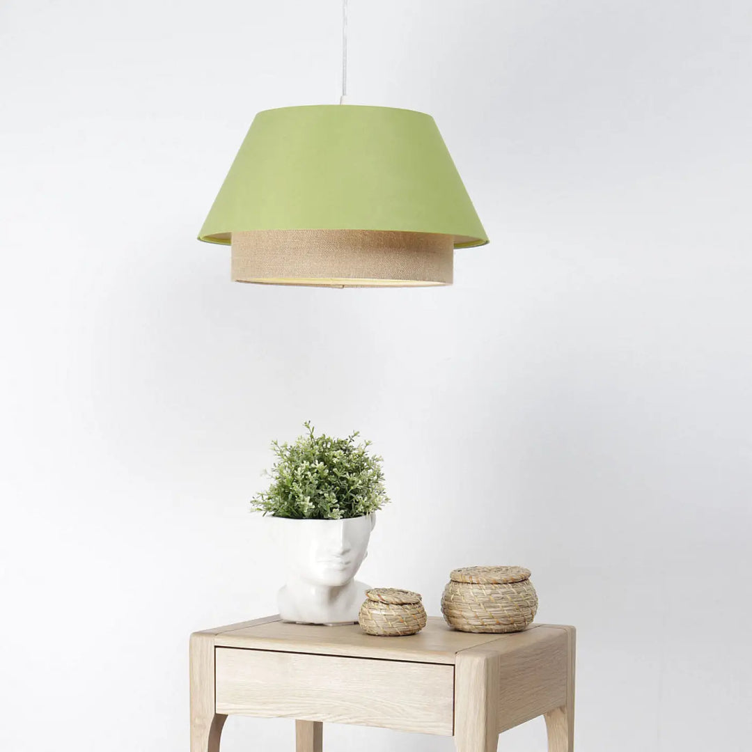 Suspension luminaire sensei vert avec double abat design vert en tissu tressé beige et abat-jour mat sauge