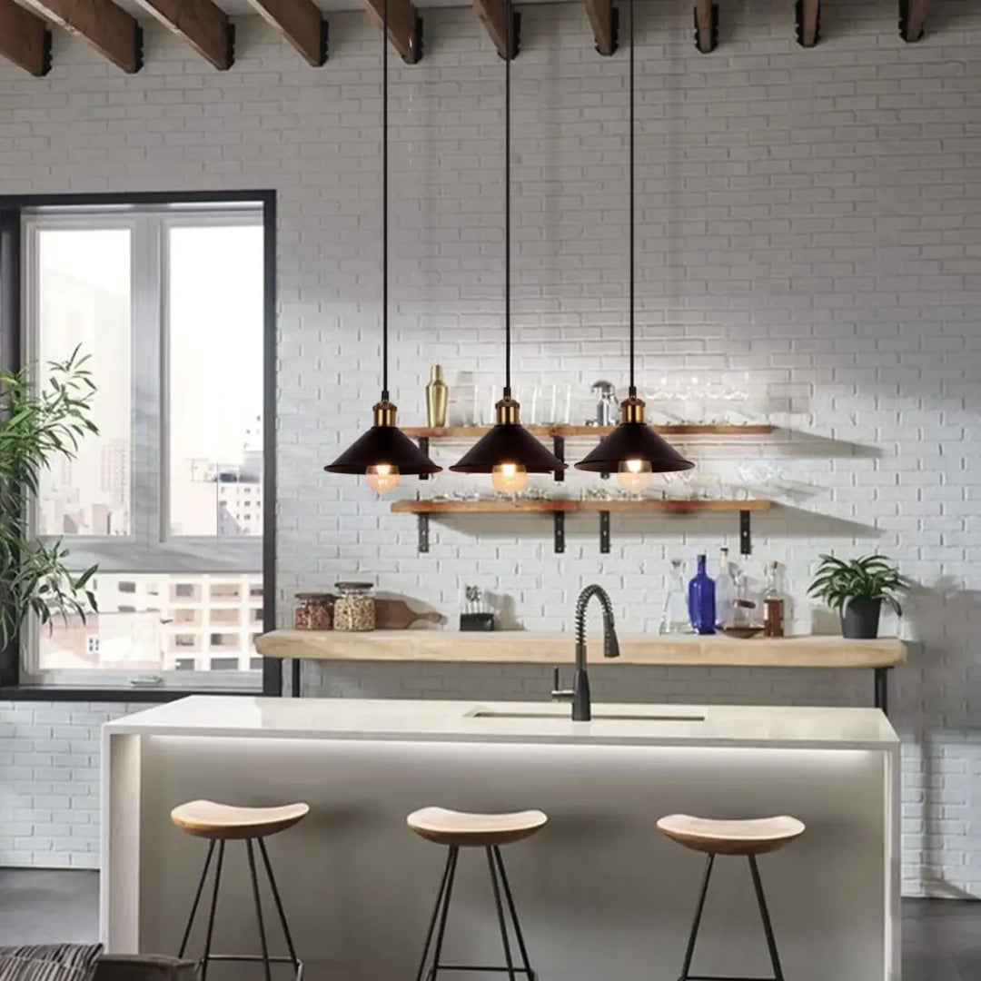 Suspension luminaire design vintage à trois éclairages noir et doré