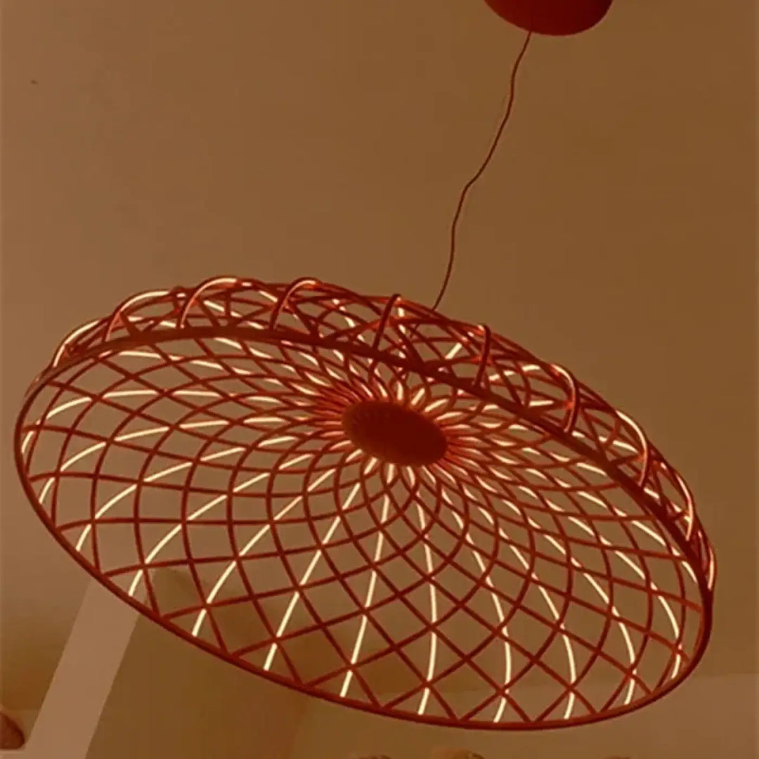 Suspension luminaire en dôme tressé au design naturel et bohème