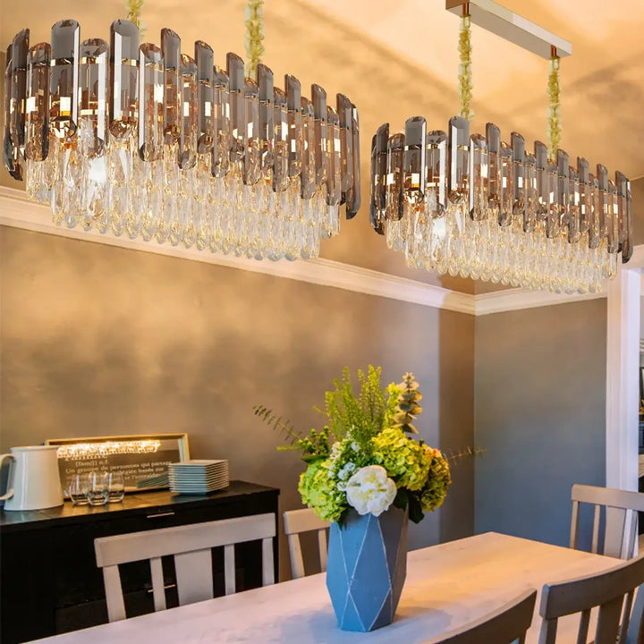 Suspension luminaire élégante en cristal avec reflets dorés