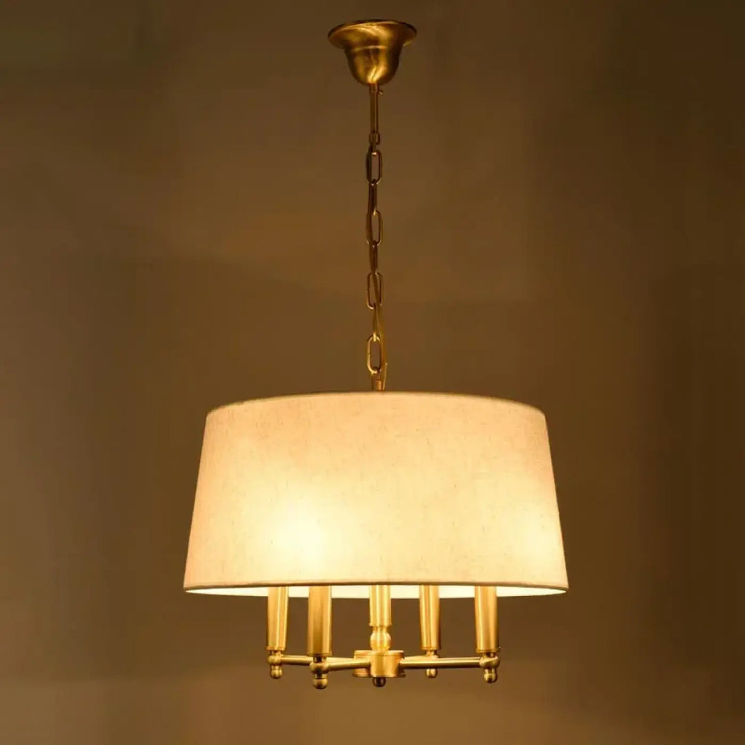 Suspension luminaire winfordo en laiton chaud avec abat-jour cylindrique en tissu blanc cassé idéale pour salle à manger élégante