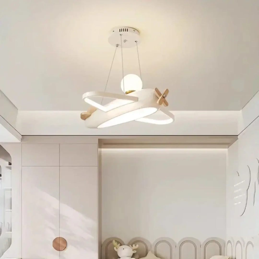 Suspension luminaire avivi moderne blanc avec accents bois design minimaliste pour chambre d’enfant élégante
