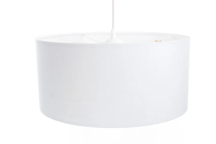 Suspension luminaire enfant avec abat-jour cylindrique blanc mat en finition douce pour chambre enfant