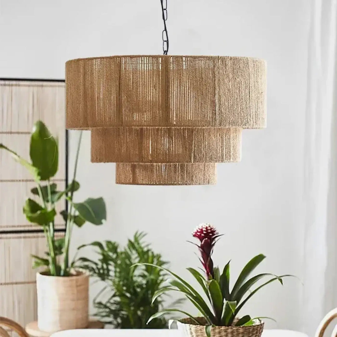 Suspension luminaire en fibres naturelles tressées élégante