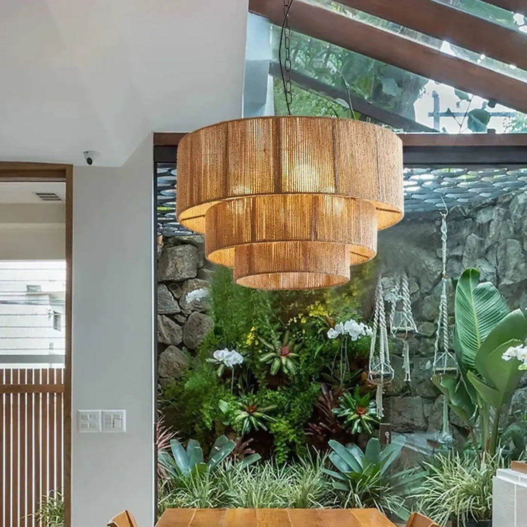 Suspension luminaire en fibres naturelles tressées élégante