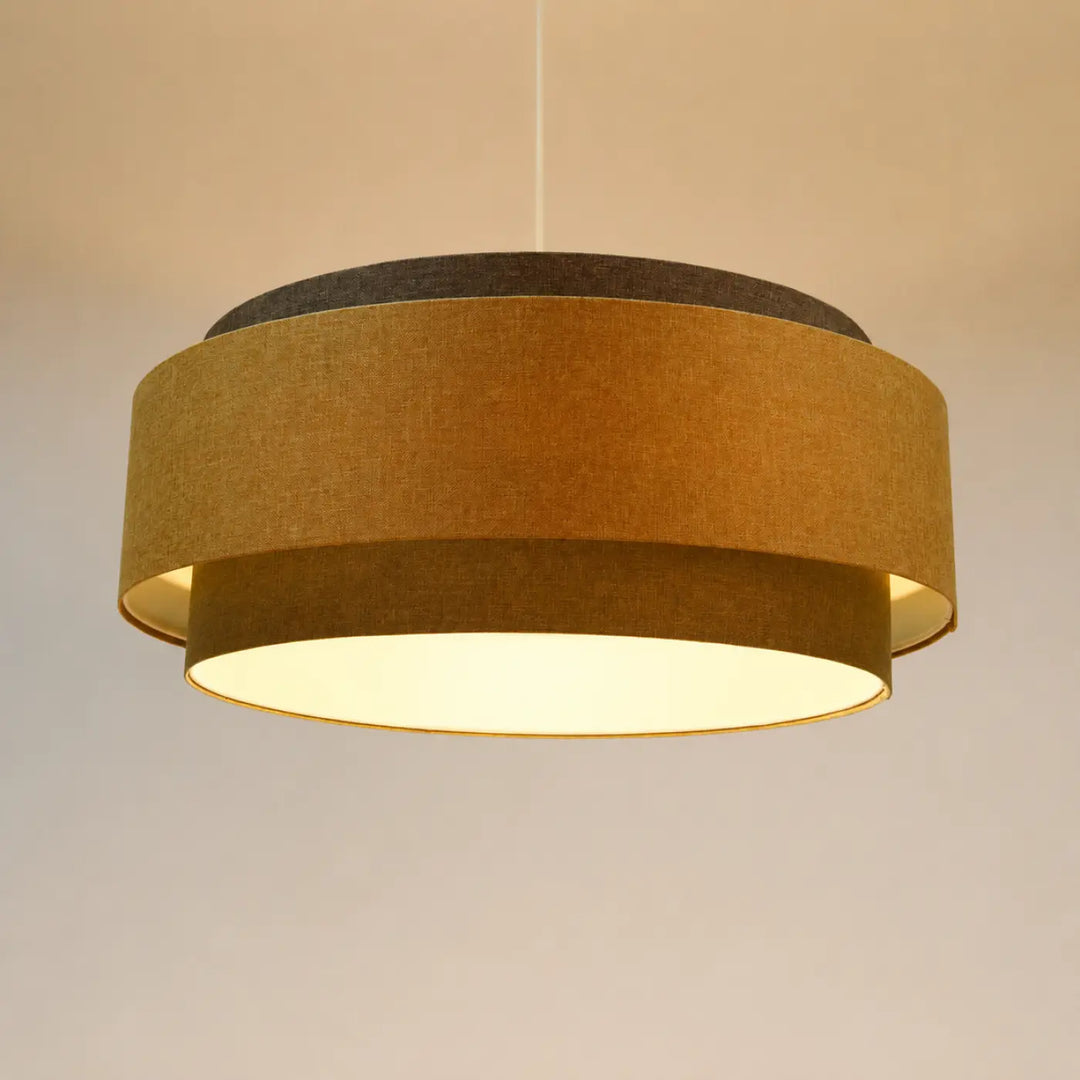 Suspension luminaire doblo boho elegant avec abat-jour en tissu texturé moutarde et gris vert marron élégants