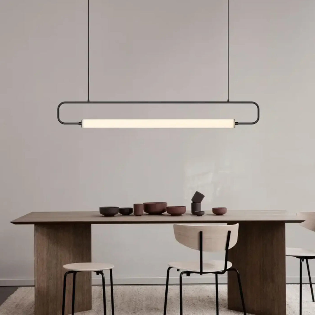Suspension luminaire recto en métal noir moderne avec design rectangulaire élégant et diffuseur en verre dépoli