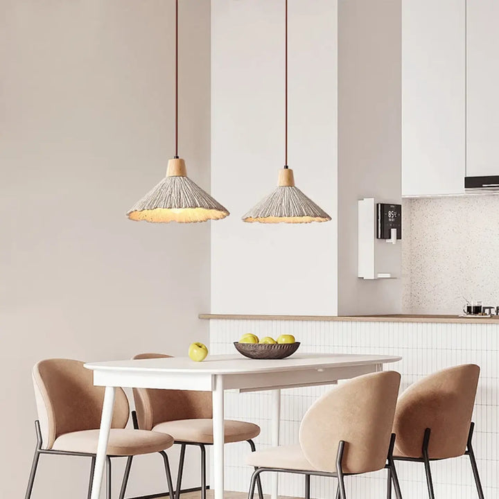 Suspension minimaliste métal et polymère design élégant