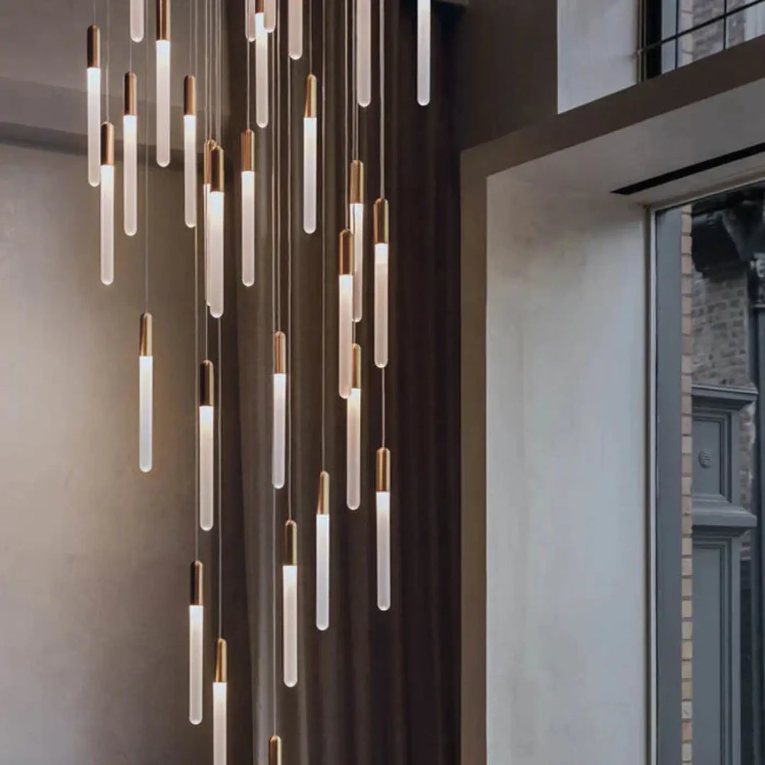 Suspension luminaire minimaliste à tubes lumineux suspendus chic