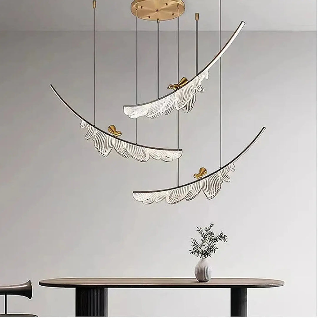 Suspension luminaire lumineuse jian avec trois bras incurvés modernes en métal et verre translucide blanc