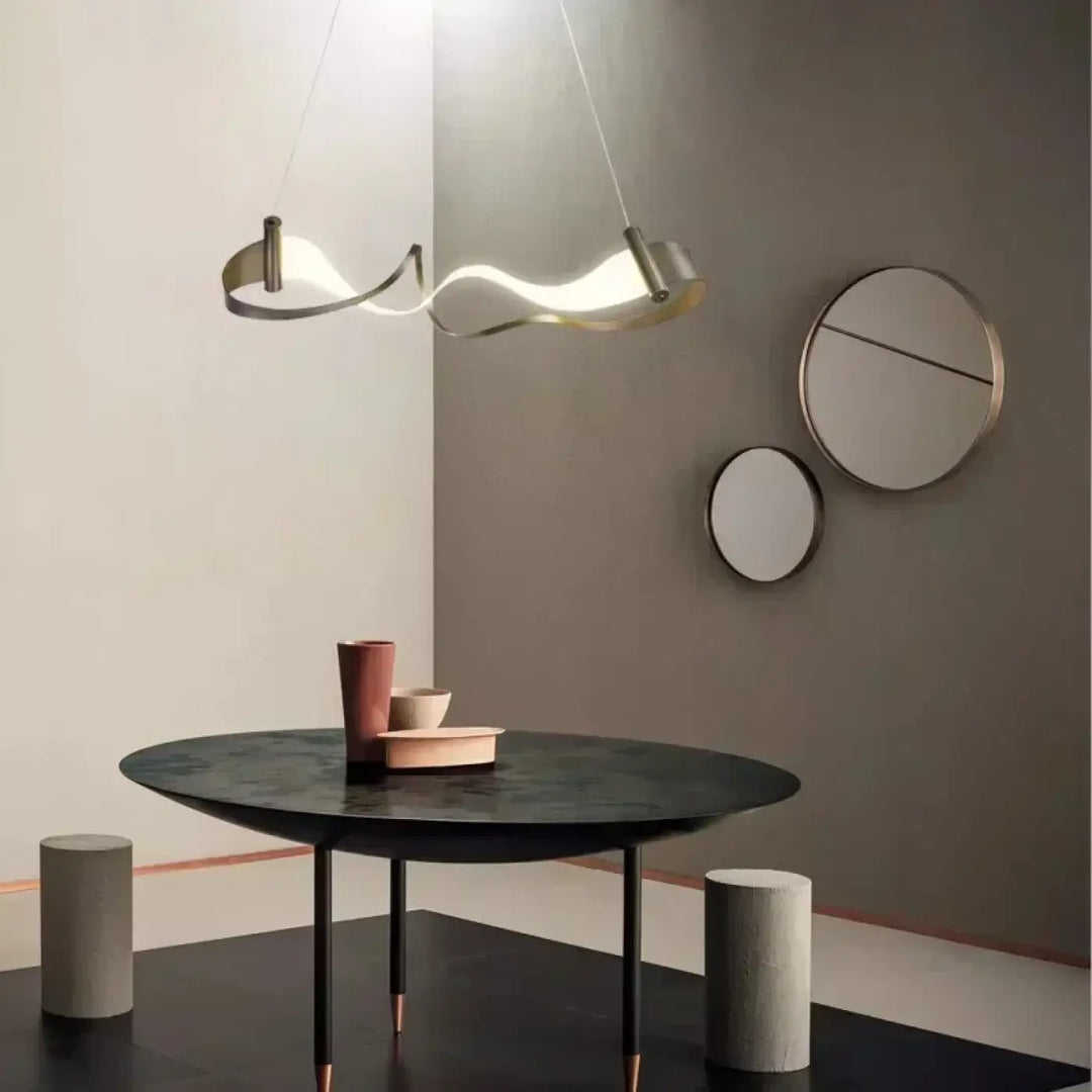 Suspension luminaire moderne design ondulé en métal doré