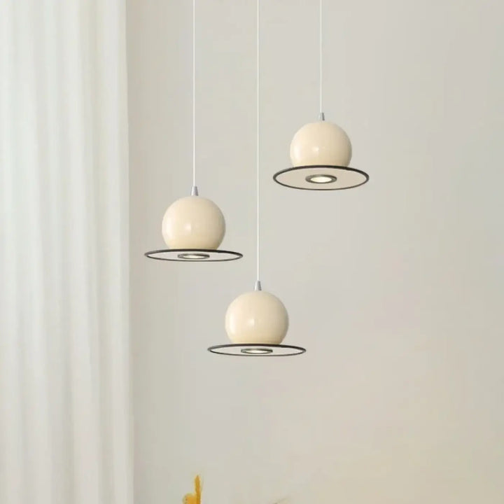 Suspension Luminaire Moderne Design Sphère Colorée Élégante