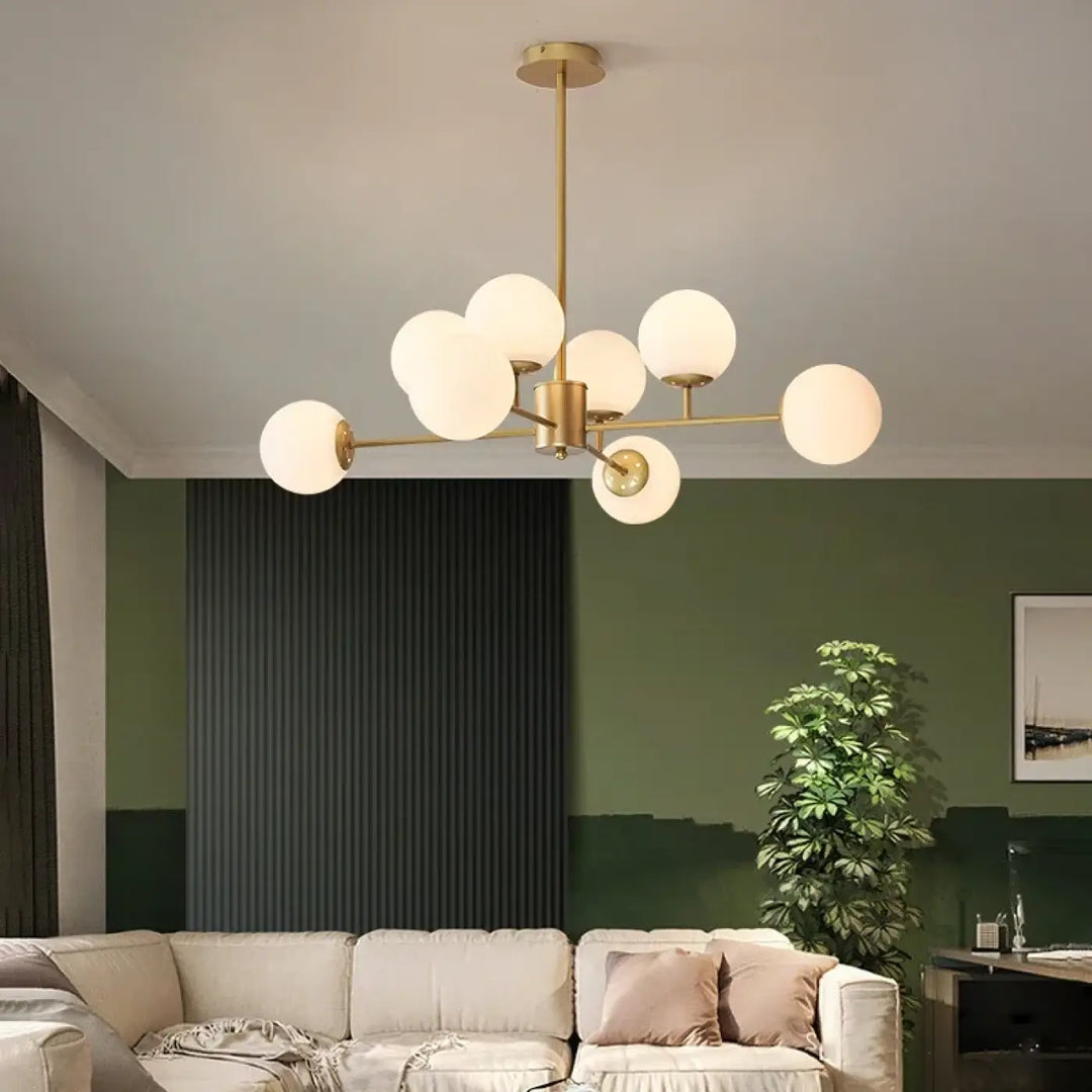 Suspension moderne dorée à globes en verre décoratif