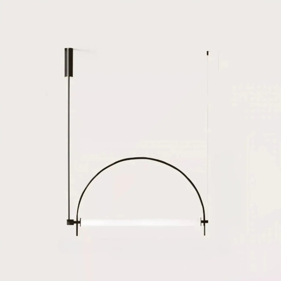 Suspension luminaire en métal noir minimaliste avec arc courbe et barre horizontale modèle arcio