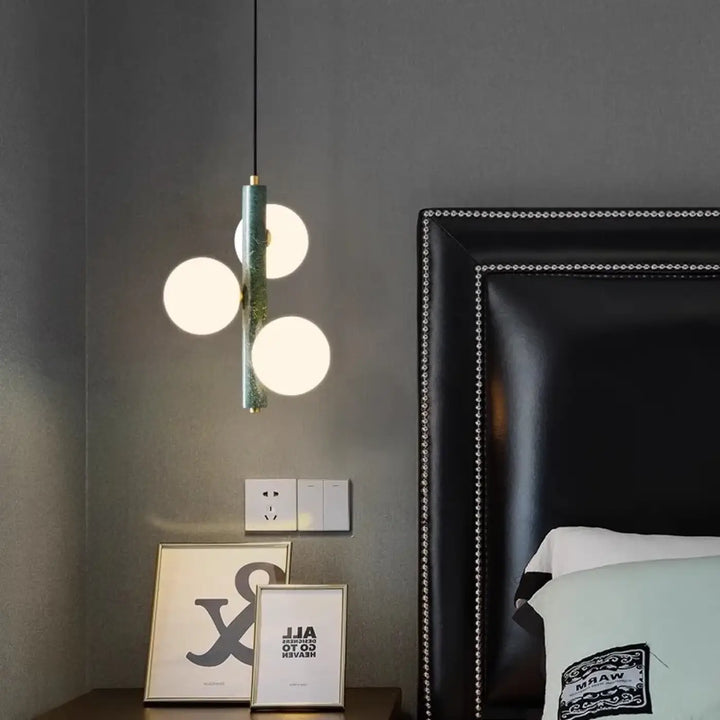 Suspension Luminaire Moderne Globes Opalins Doré blanc Vert