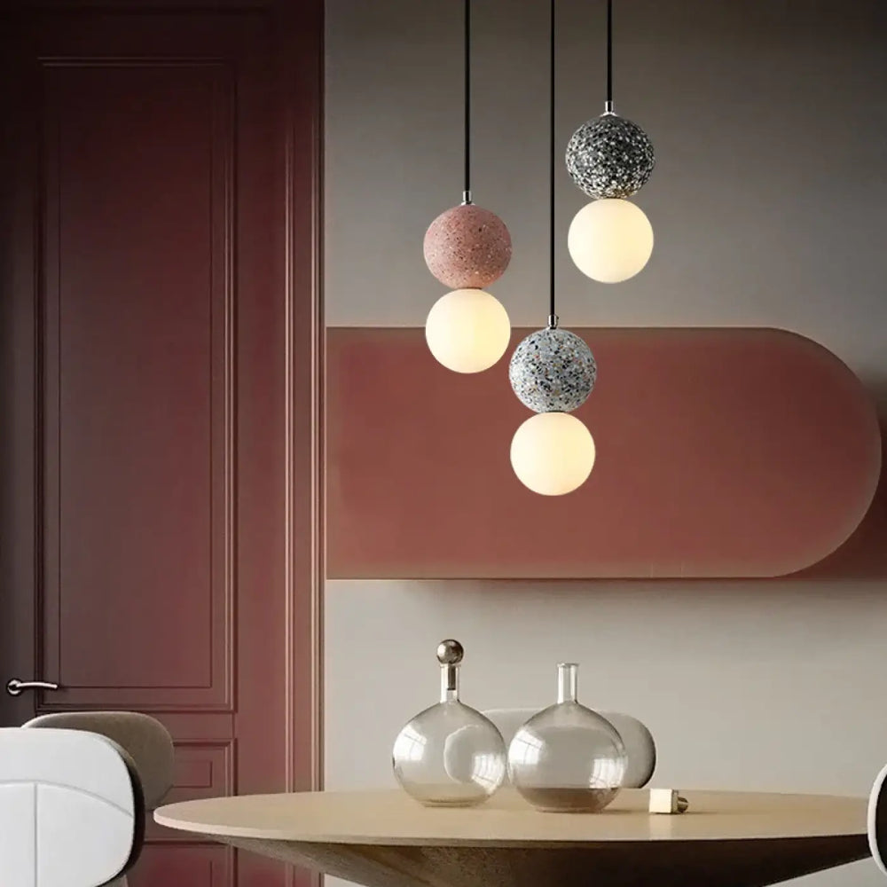 Suspension luminaire moderne à sphères décoratives

