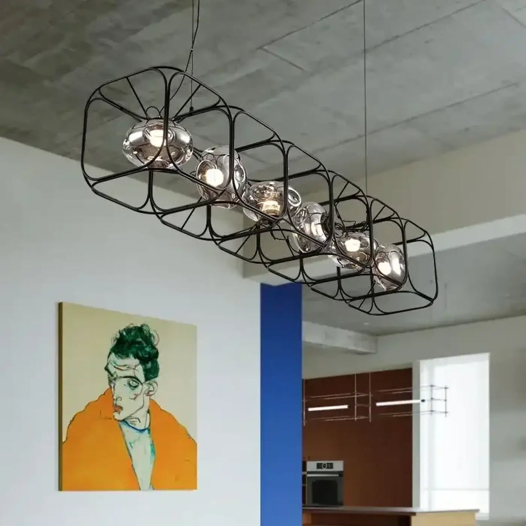 Suspension luminaire hexora en métal noir avec structure alvéolaire et multiples ampoules sphériques en verre