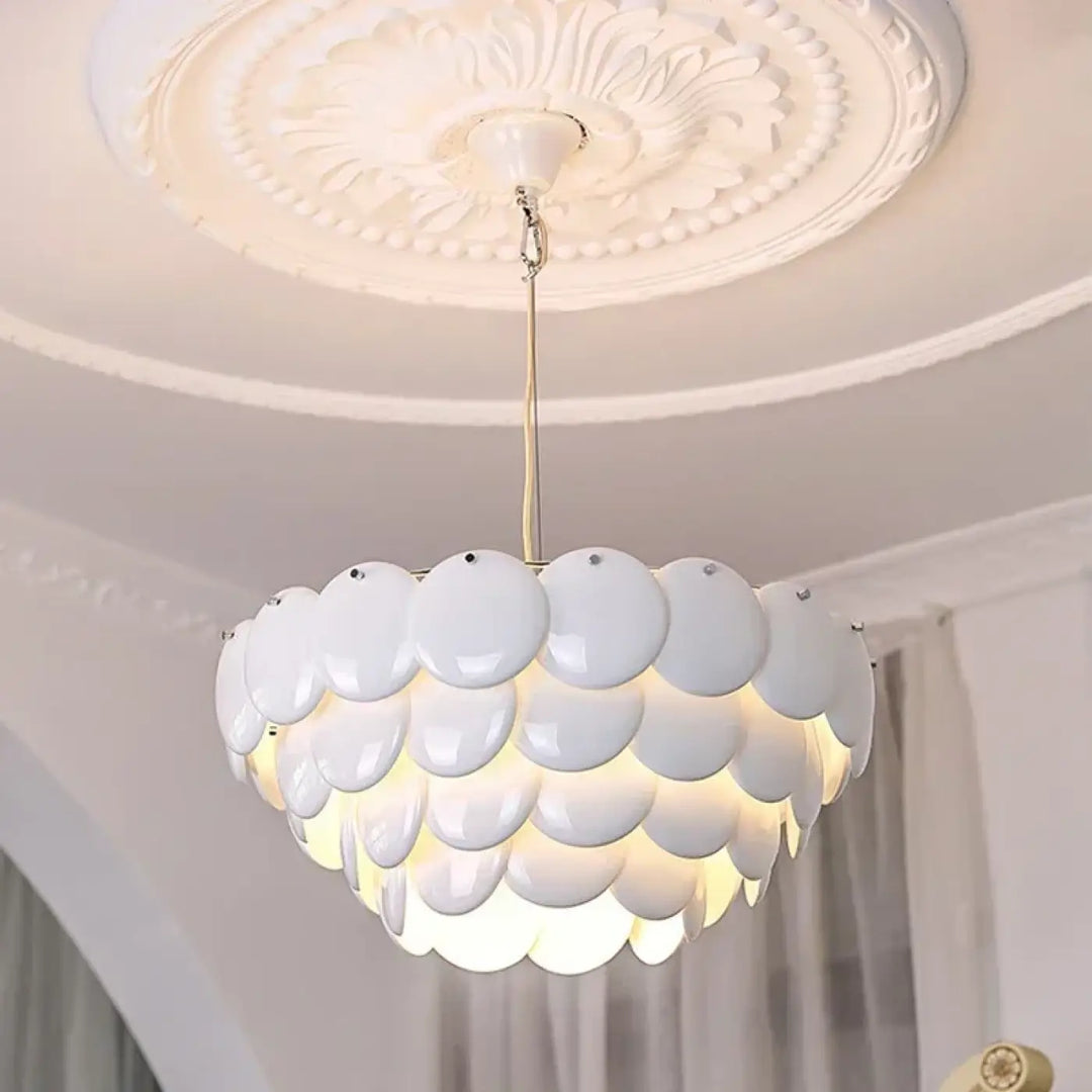 Suspension luminaire moderne en verre blanc sculpté élégant