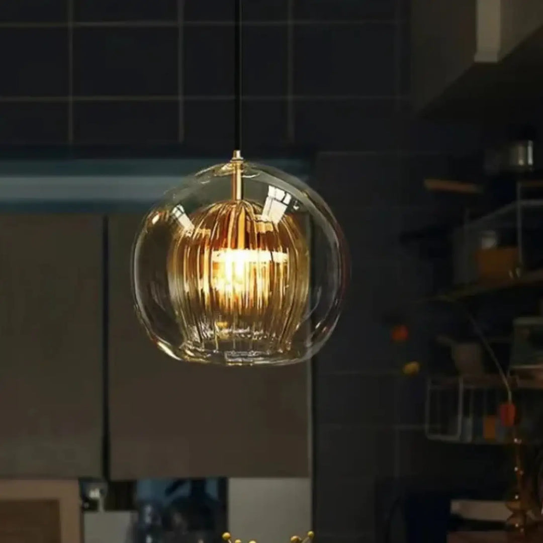 Suspension luminaire moderne en verre avec détail doré