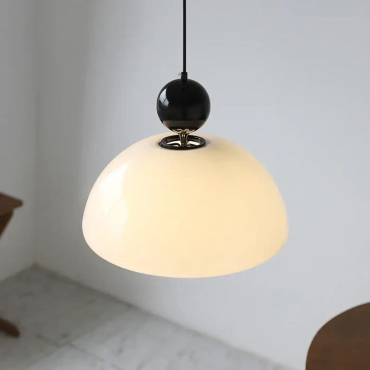 Suspension luminaire moderne en verre opalin élégant