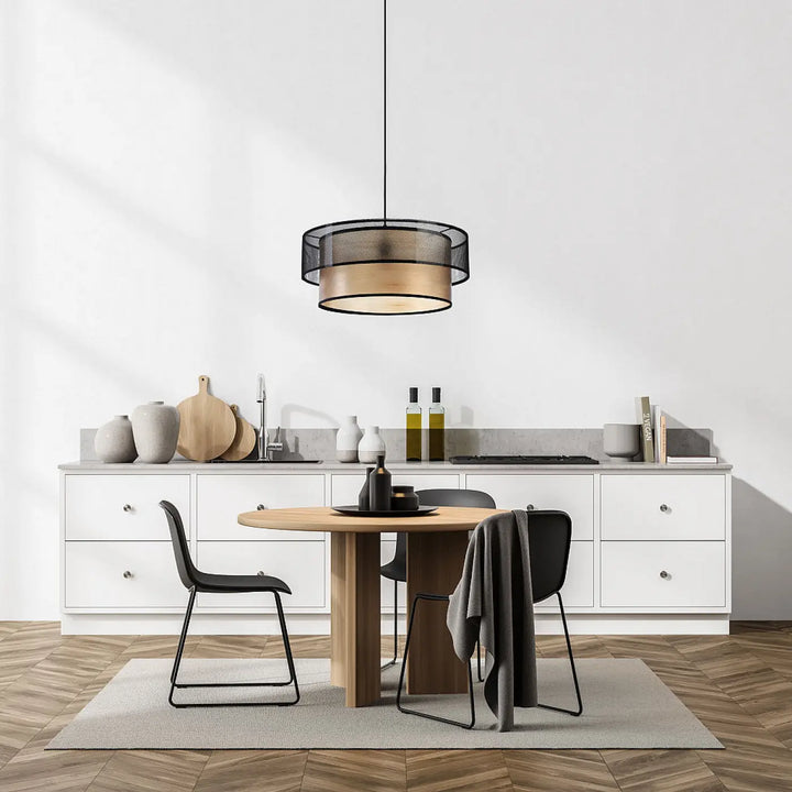 Suspension luminaire duo noire avec abat-jour en maille noire et anneau intérieur beige chaud moderne