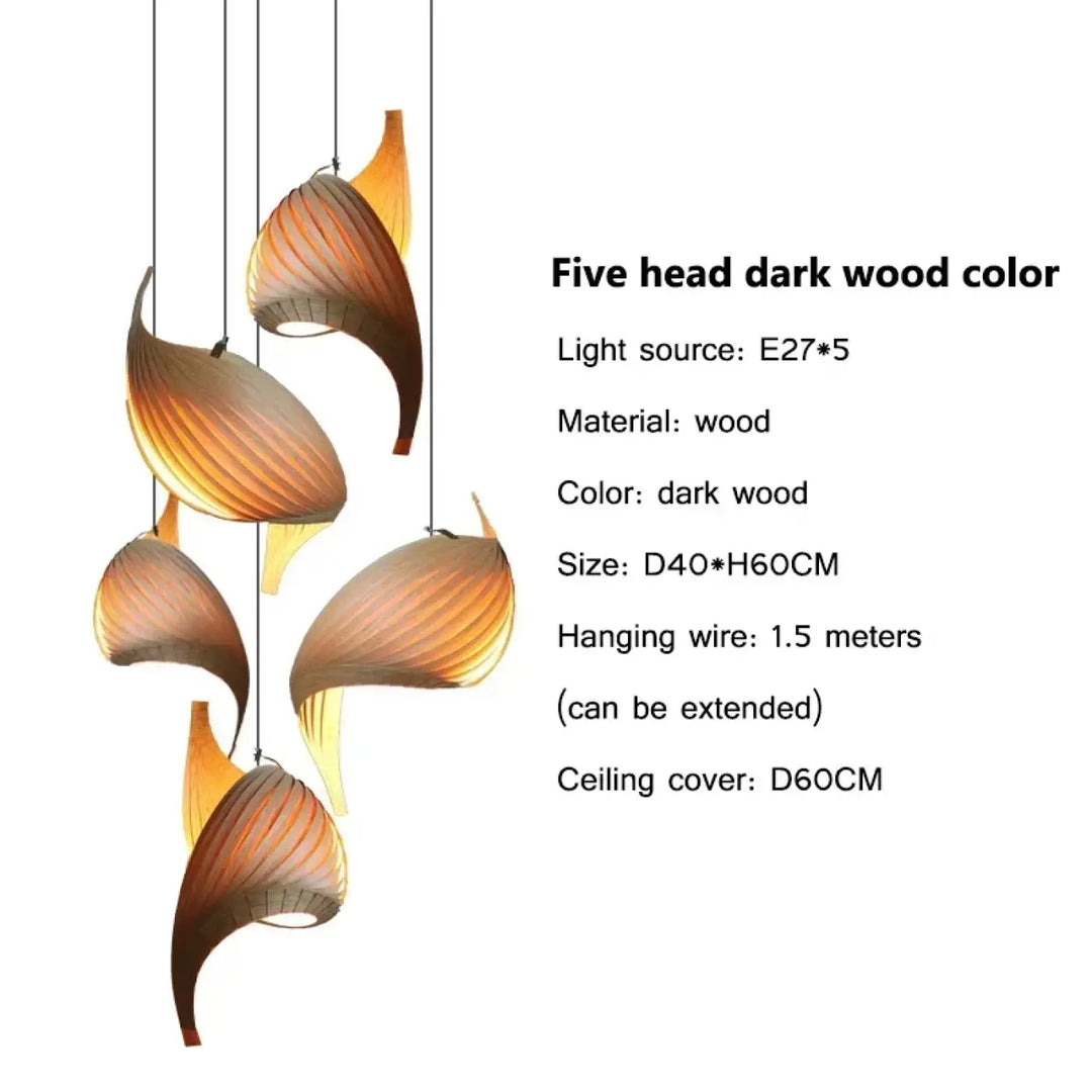 Suspension organique en bois sculptural ambiance chaleureuse