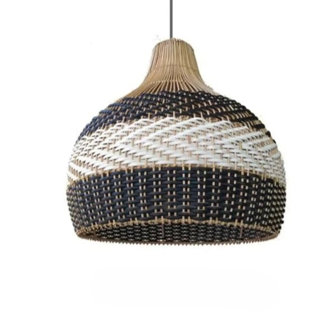Suspension luminaire vannia en osier tissé naturel noir et blanc rayé design artisanal pour éclairage élégant