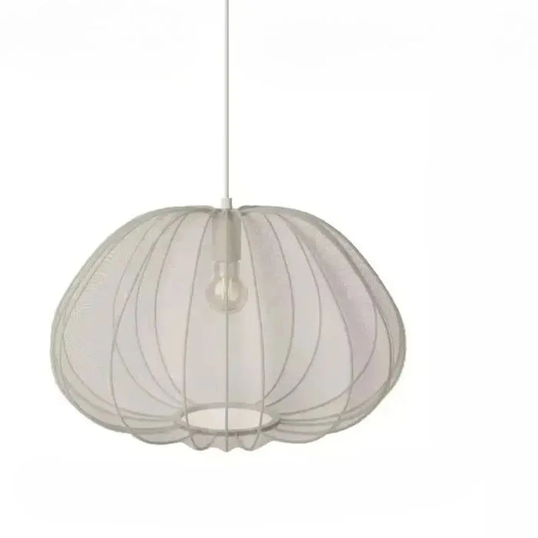 Suspension luminaire orbys en verre soufflé off-white avec design wireframe délicat rappelant une coquille raffinée