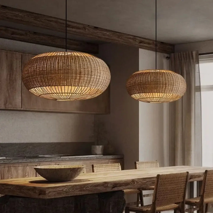 Suspension luminaire rond en rotin au style naturel pour salon