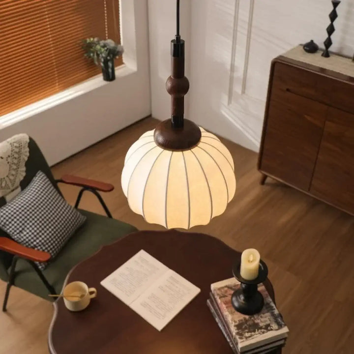 Suspension luminaire ronde en tissu avec motif marron chic