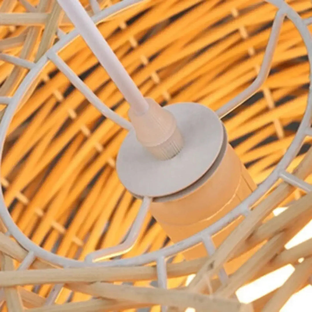 Suspension luminaire en rotin en forme de nid d’oiseaux naturel