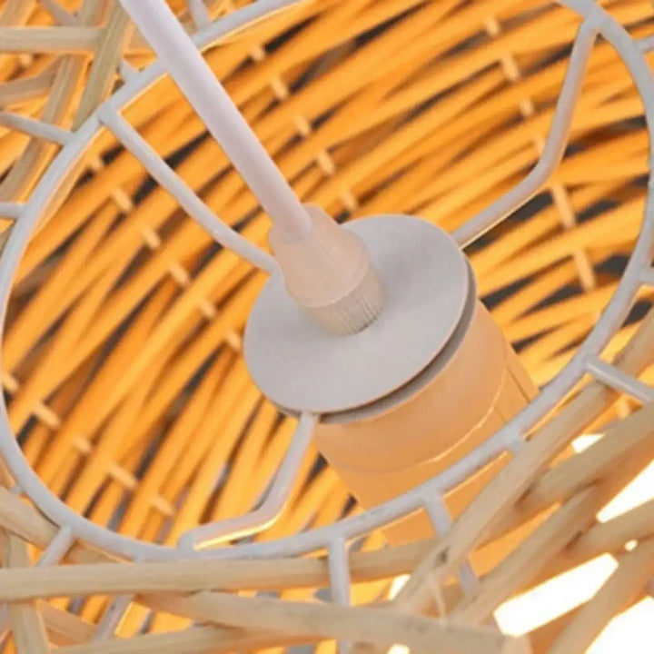 Suspension luminaire en rotin en forme de nid d’oiseaux naturel